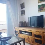 En Primera Linea De Playa Con Piscina Y Garaje Gratuito Daire