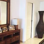 En Primera Linea De Playa Con Piscina Y Garaje Gratuito Daire