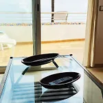 En Primera Linea De Playa Con Piscina Y Garaje Gratuito Daire