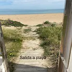 En Primera Linea De Playa Con Piscina Y Garaje Gratuito * Denia