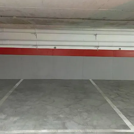Apartment En Primera Linea De Playa Con Piscina Y Garaje Gratuito Denia