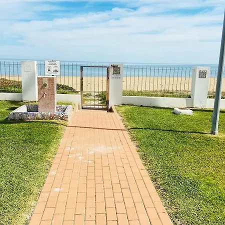 Apartment En Primera Linea De Playa Con Piscina Y Garaje Gratuito Denia